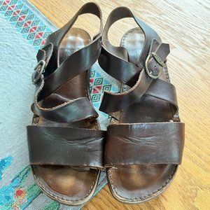 Vintage leather Bass sandals